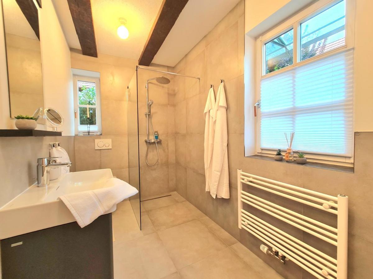 Avahome: Haus Fuer 16, Wlan, Parkplaetze, Netflix, Nespresso カンデル エクステリア 写真